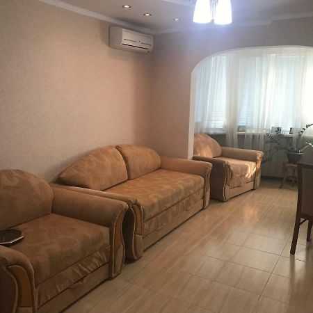 Quartira V Tiraspole Apartment Ngoại thất bức ảnh